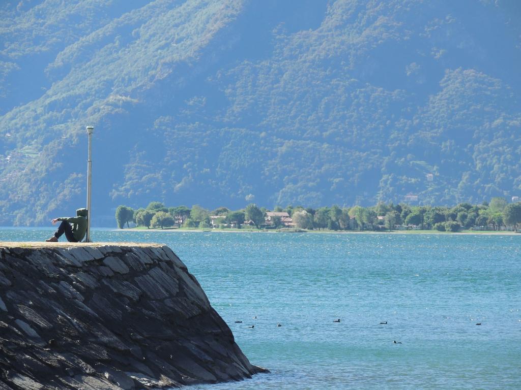 Albergo Lario Gera Lario Bagian luar foto