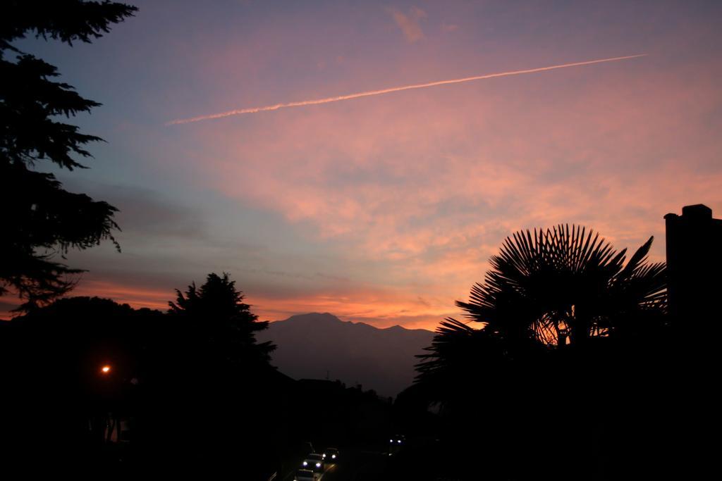 Albergo Lario Gera Lario Bagian luar foto